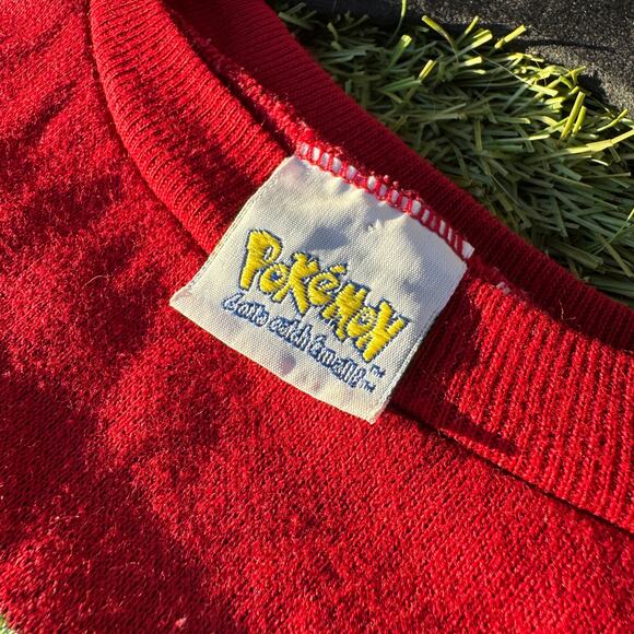 Official Nintendo Pokémon the Movie 2000 Kid’s Sweatshirt - Picture 4 of 6